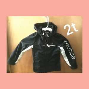 Wind breaker